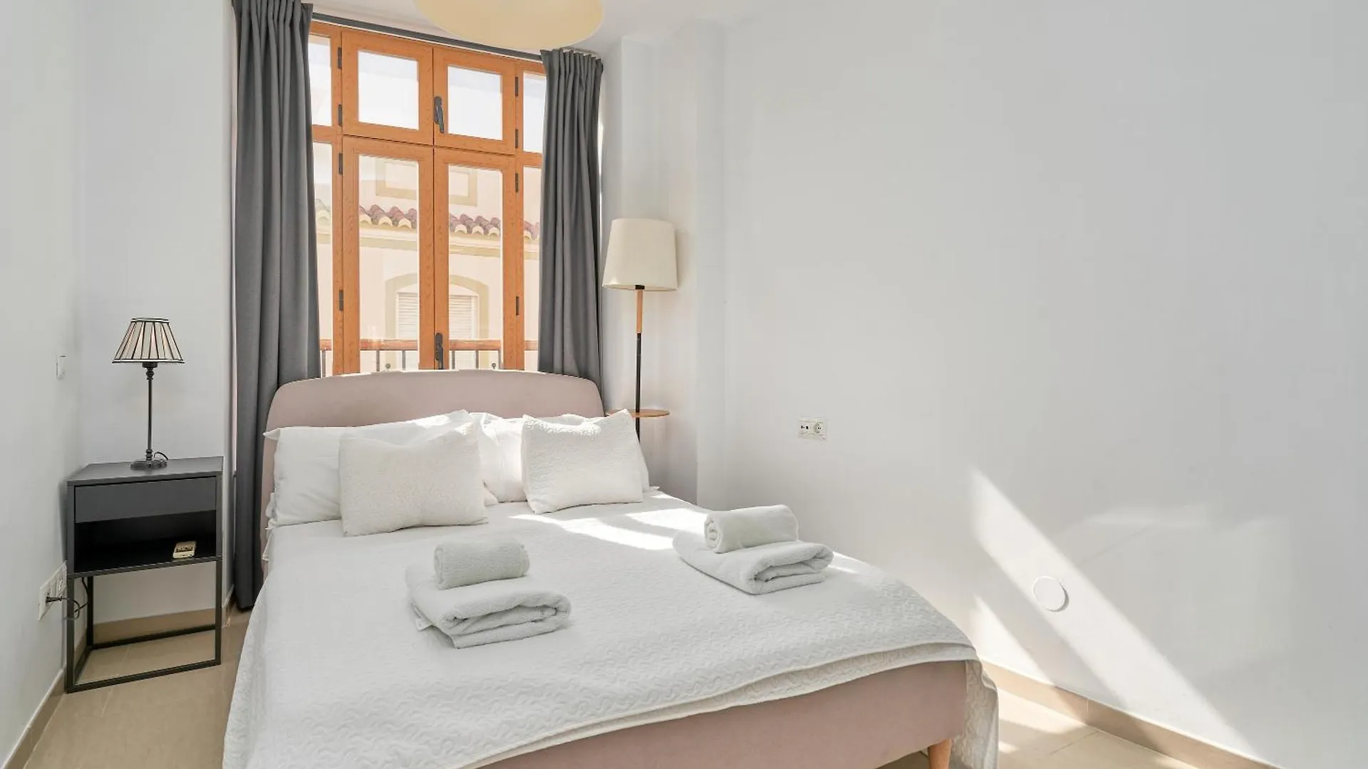 Luxury Penthouse Apartment Nerja 0*,